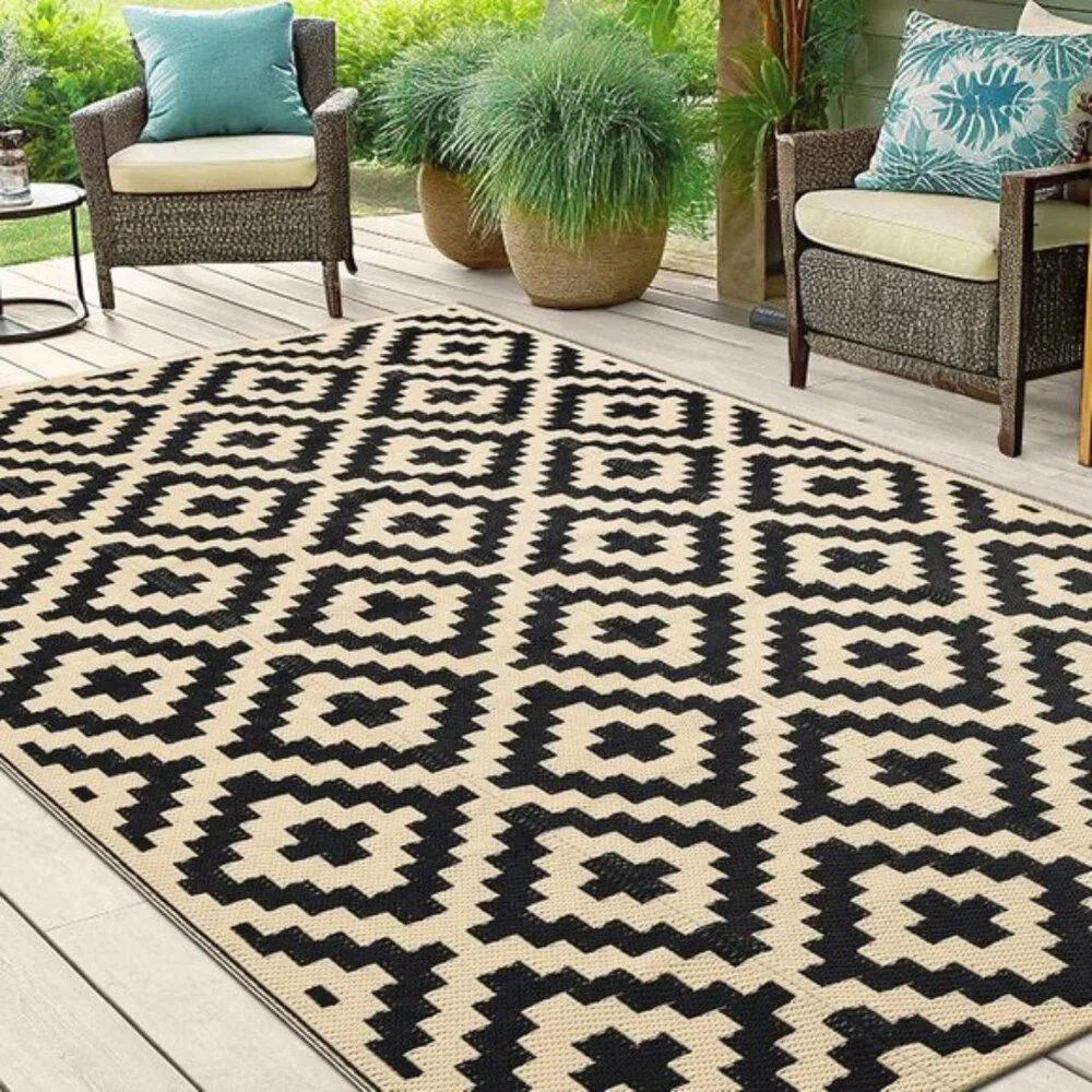 Waterproof 5x8 Outdoor Rug, Reversible Plastic Straw Patio RV Mat, Black/Beige
